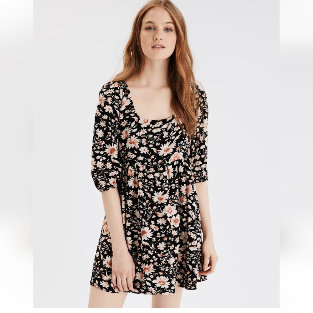 AE Printed Puff Sleeve Babydoll Dress Sz Medium EUC